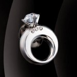 ラペルピン クリスタルグレースRING（BXリング）